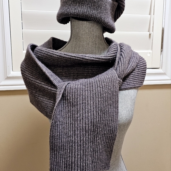 Knitted Hat Beanie Long Scarf set Mozart Wool Thick Dark Grey - Picture 2 of 8
